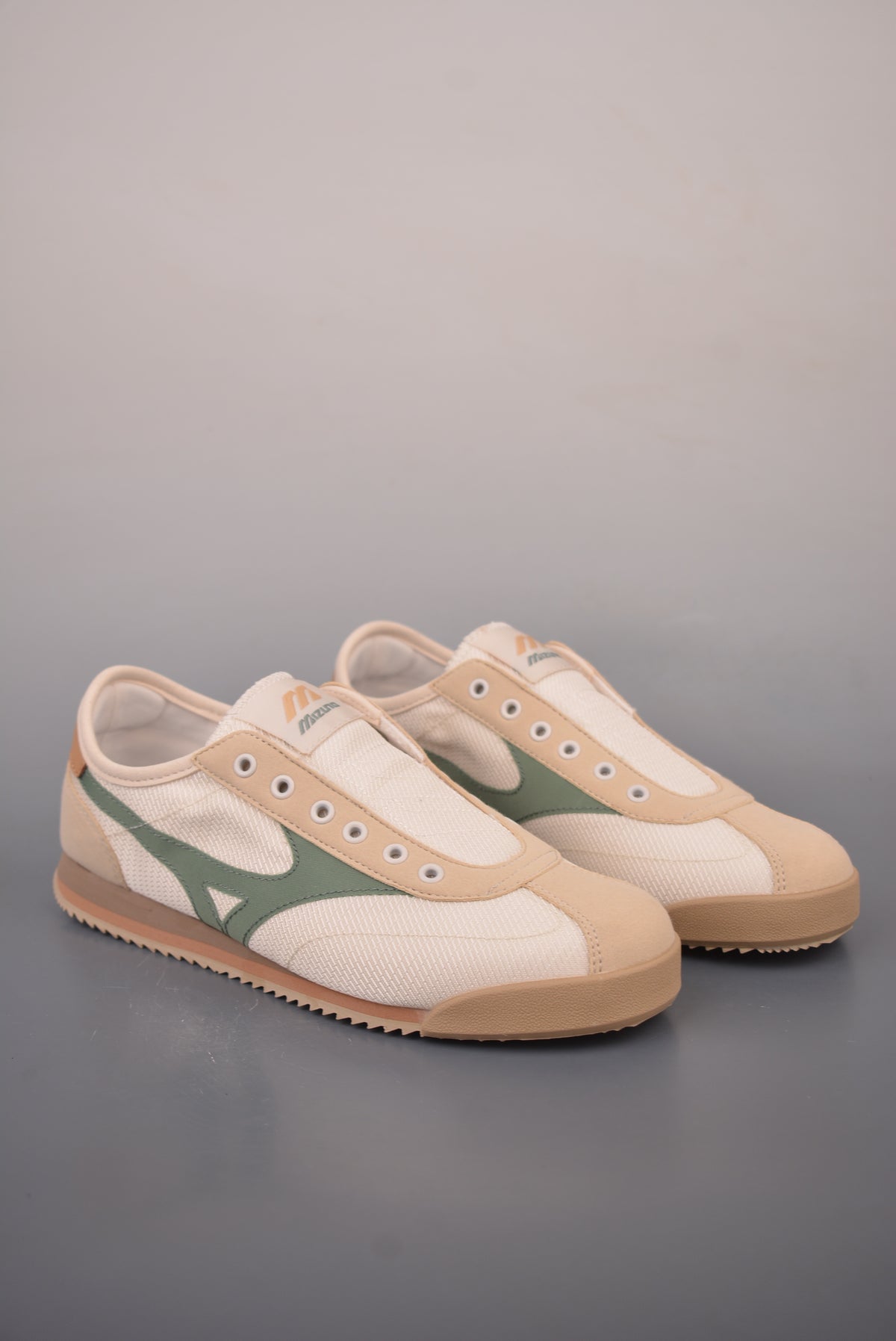 Mizuno LG 60S Slip-On "Ecru/Army Green" D1GH240212