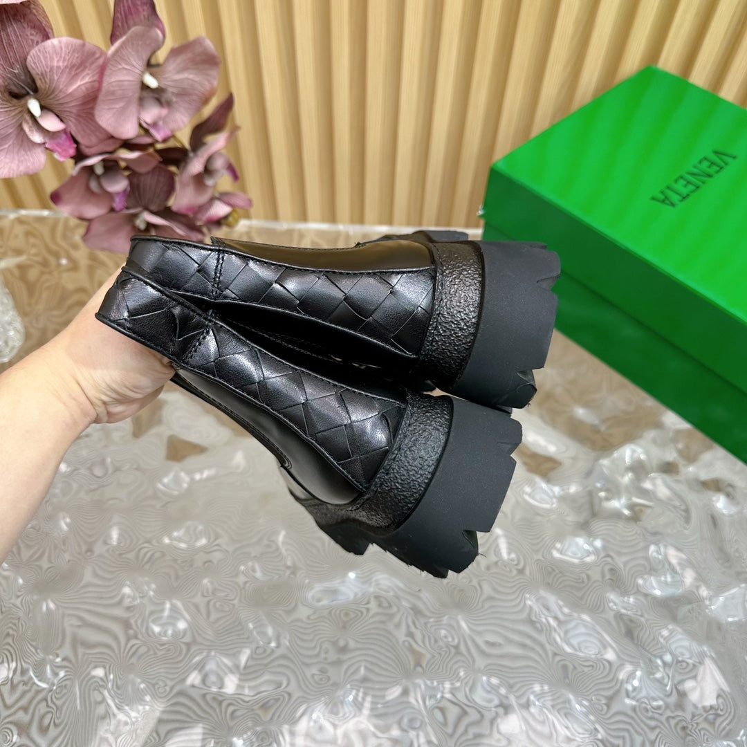 FIREMAN ANKLE BOOT IN BLACK CALFSKIN