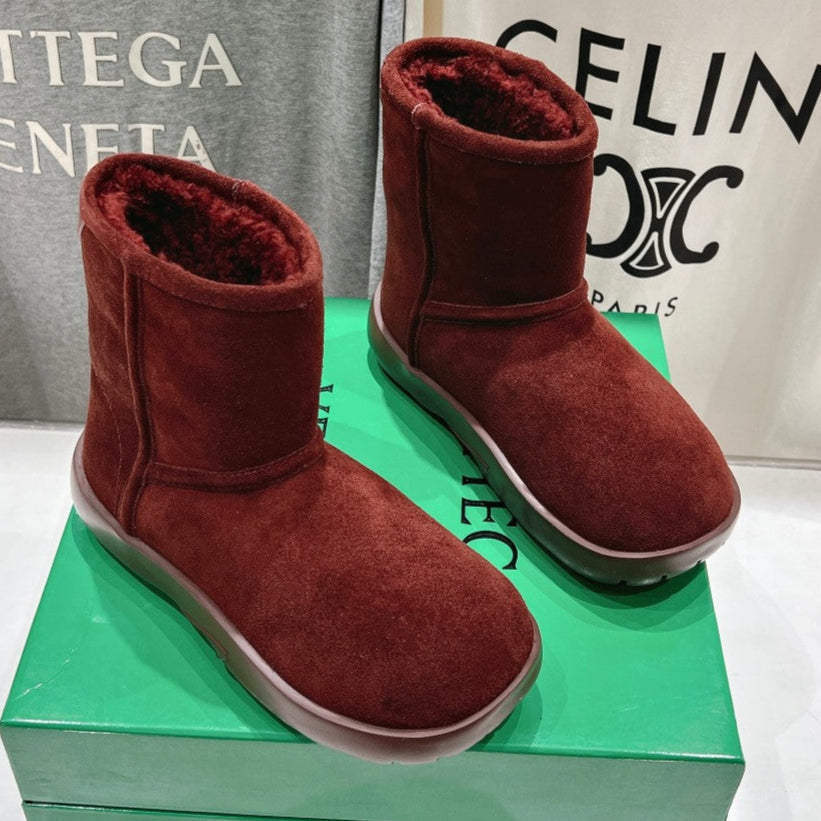 SNAP MINI ANKLE BOOTS IN JAM RED SUEDE AND SHEARLING LINING